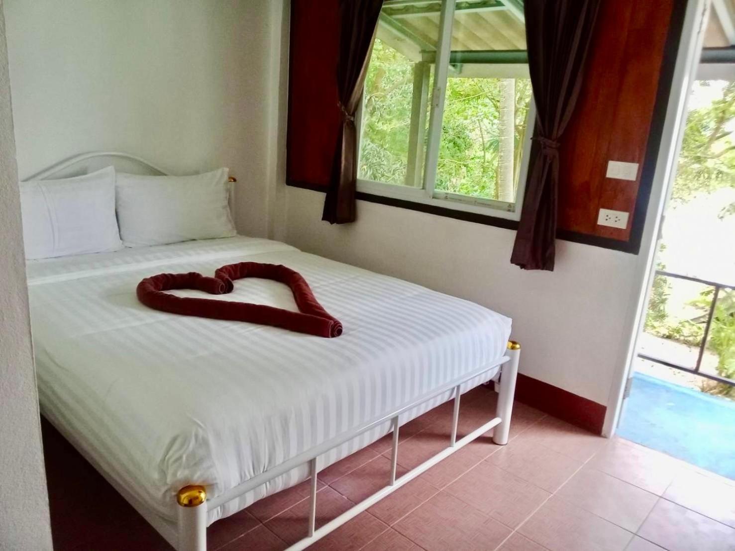 Phi Phi Private Beach Resort Zewnętrze zdjęcie