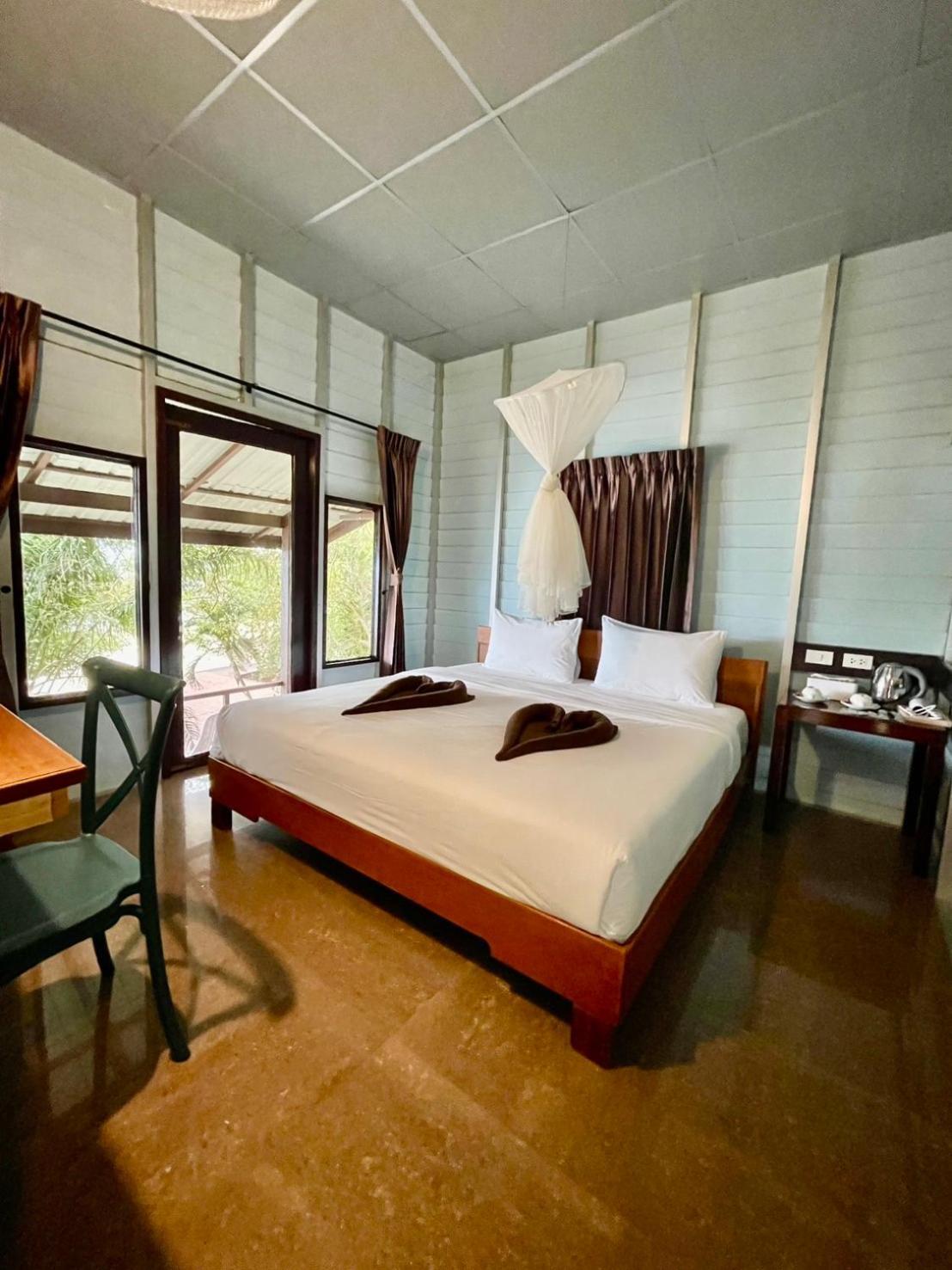 Phi Phi Private Beach Resort Zewnętrze zdjęcie